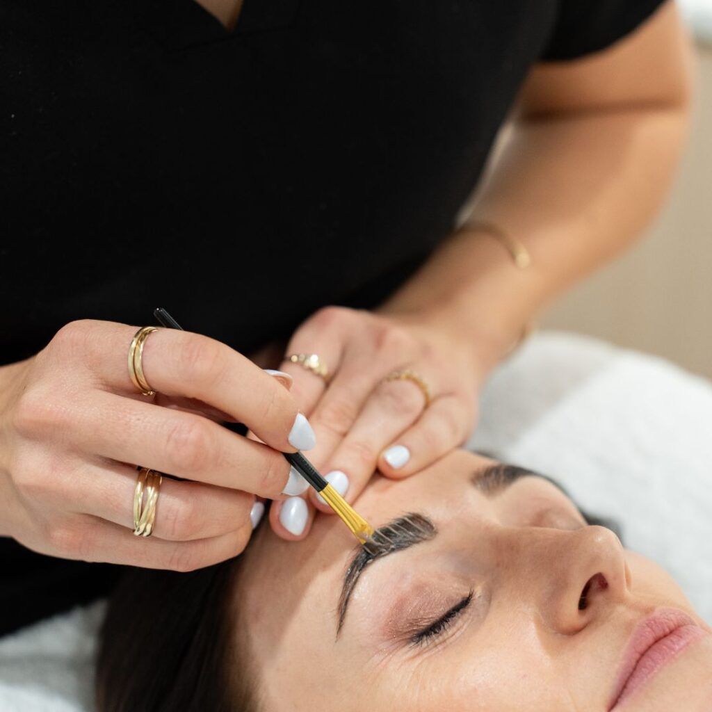 Eyebrow Wax + Tint